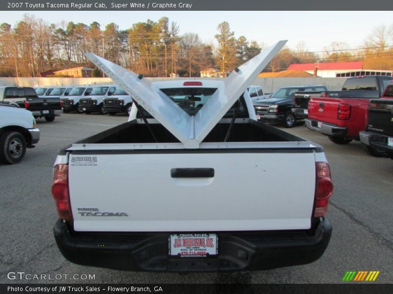 Super White / Graphite Gray 2007 Toyota Tacoma Regular Cab