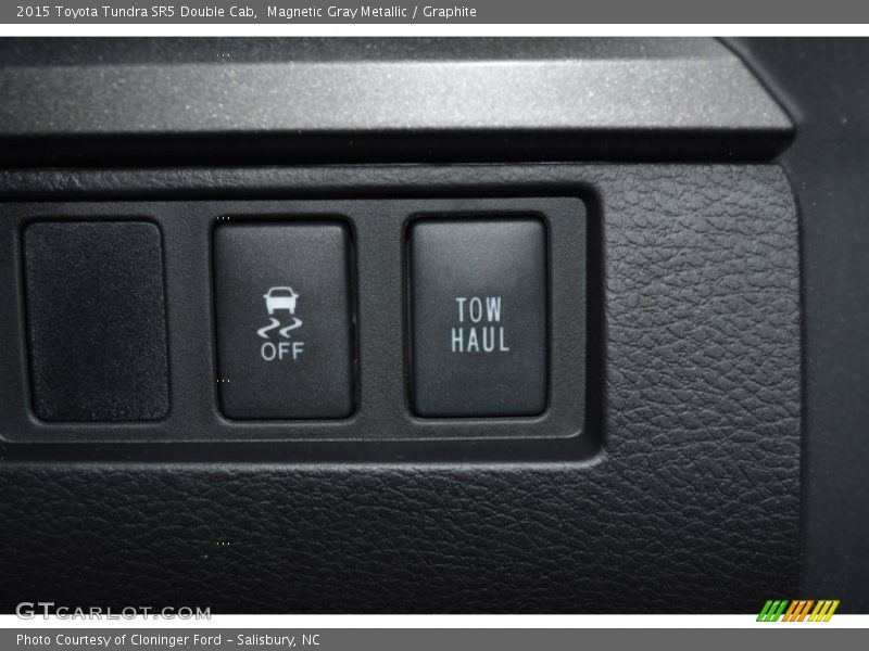 Magnetic Gray Metallic / Graphite 2015 Toyota Tundra SR5 Double Cab