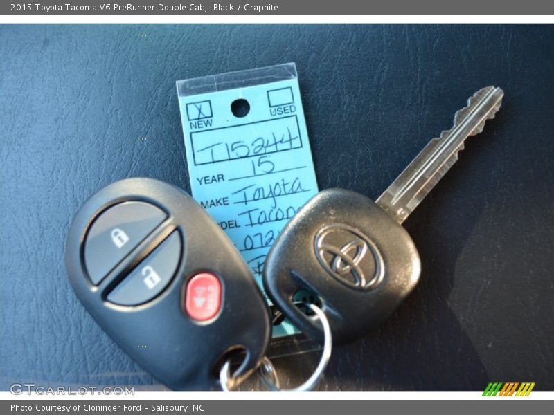 Black / Graphite 2015 Toyota Tacoma V6 PreRunner Double Cab