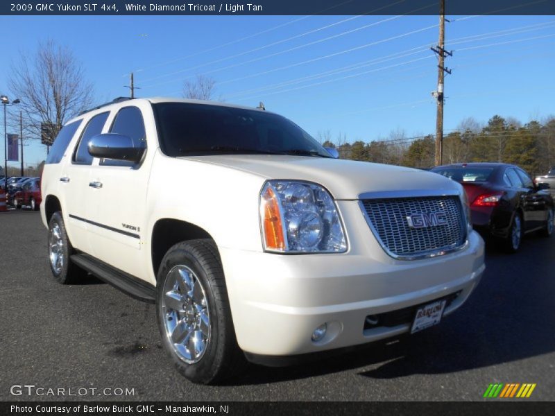 White Diamond Tricoat / Light Tan 2009 GMC Yukon SLT 4x4