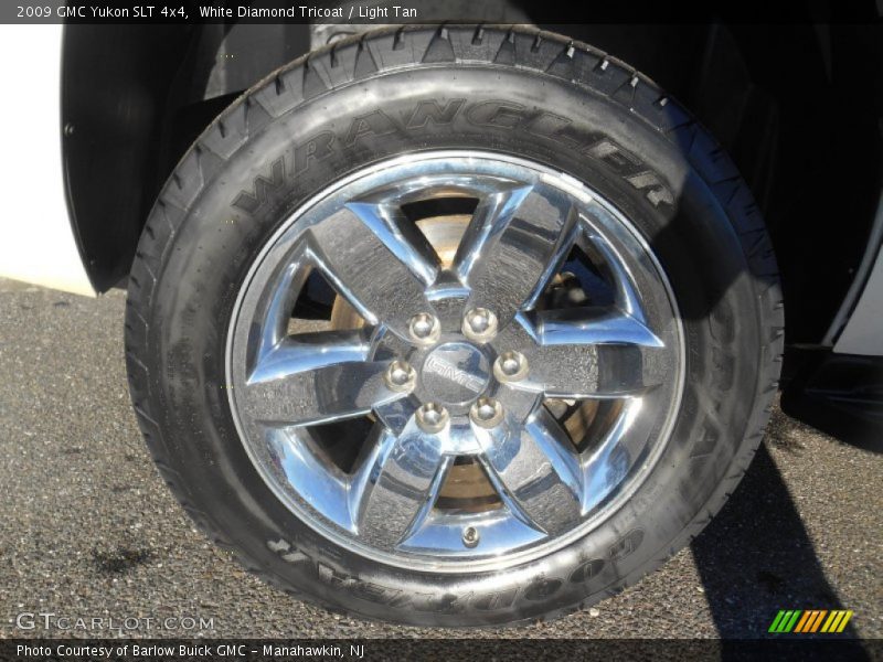 White Diamond Tricoat / Light Tan 2009 GMC Yukon SLT 4x4