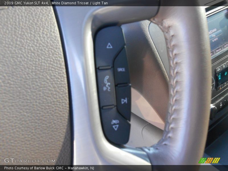 White Diamond Tricoat / Light Tan 2009 GMC Yukon SLT 4x4