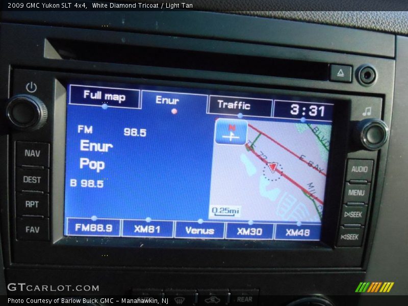 White Diamond Tricoat / Light Tan 2009 GMC Yukon SLT 4x4