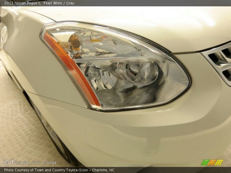 Pearl White / Gray 2013 Nissan Rogue S