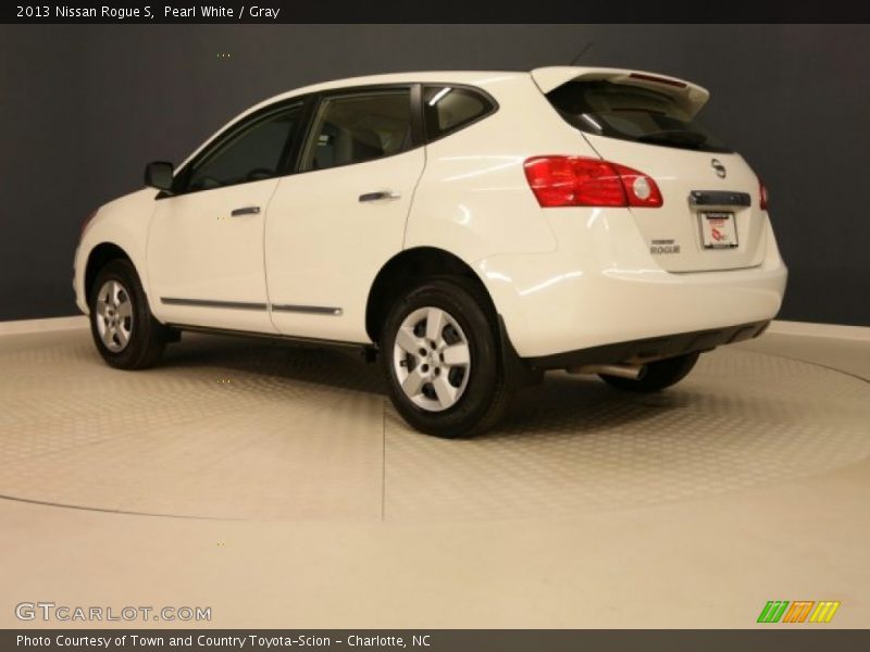 Pearl White / Gray 2013 Nissan Rogue S
