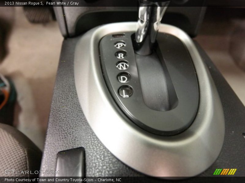 Pearl White / Gray 2013 Nissan Rogue S