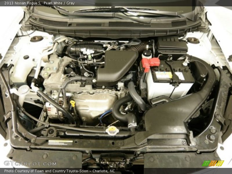 Pearl White / Gray 2013 Nissan Rogue S