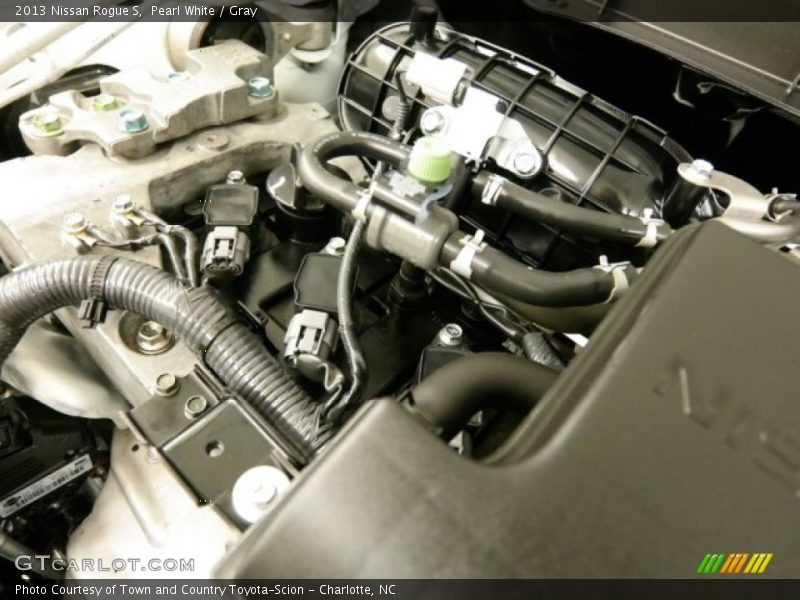 Pearl White / Gray 2013 Nissan Rogue S