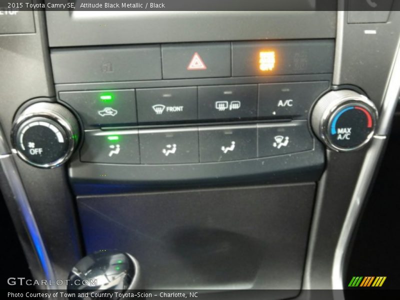 Attitude Black Metallic / Black 2015 Toyota Camry SE