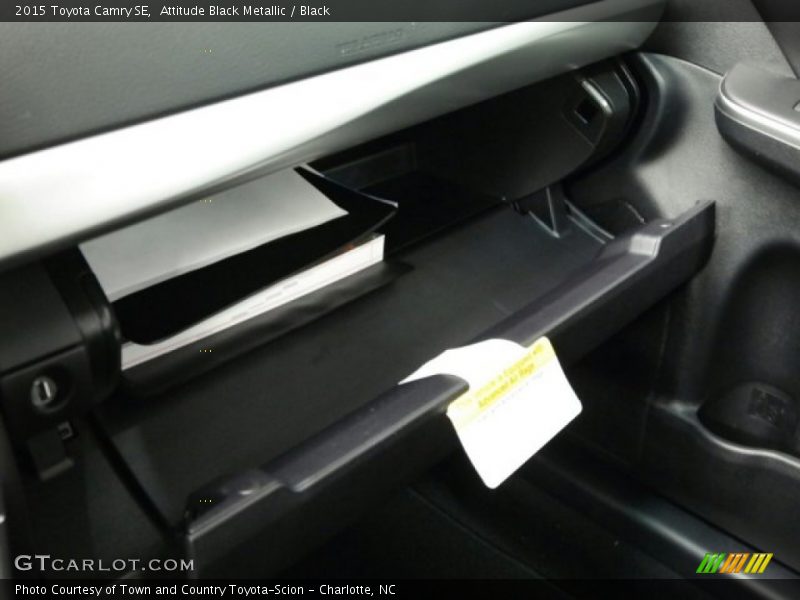 Attitude Black Metallic / Black 2015 Toyota Camry SE