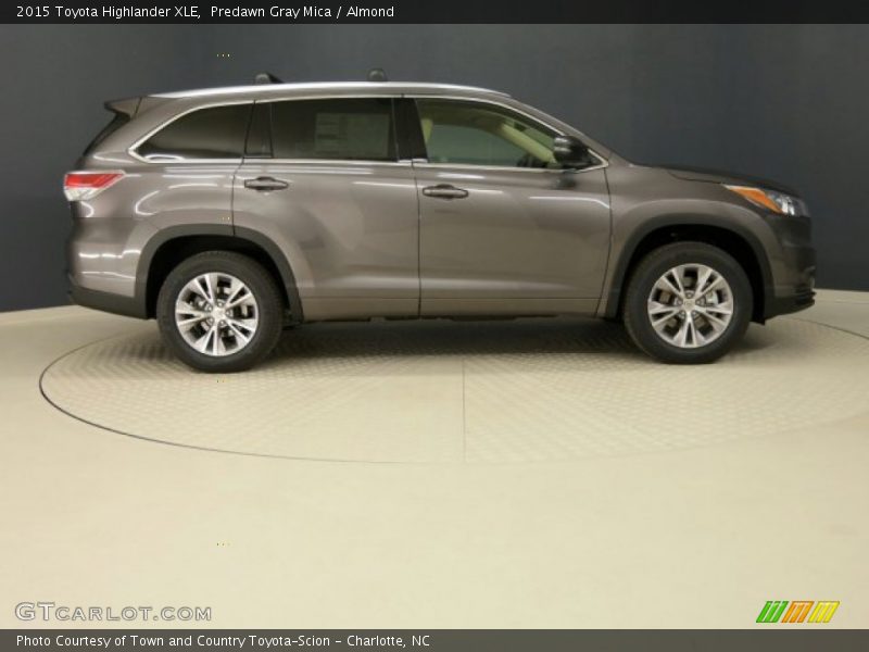 Predawn Gray Mica / Almond 2015 Toyota Highlander XLE