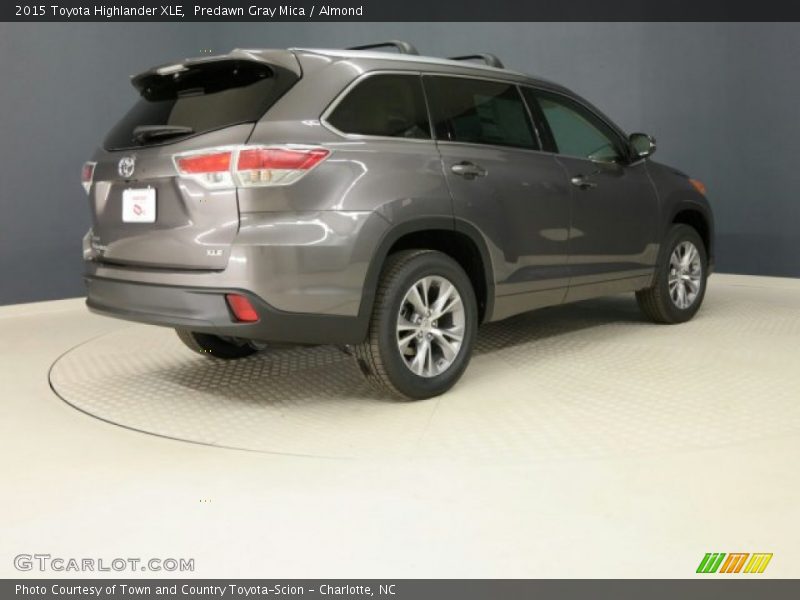Predawn Gray Mica / Almond 2015 Toyota Highlander XLE