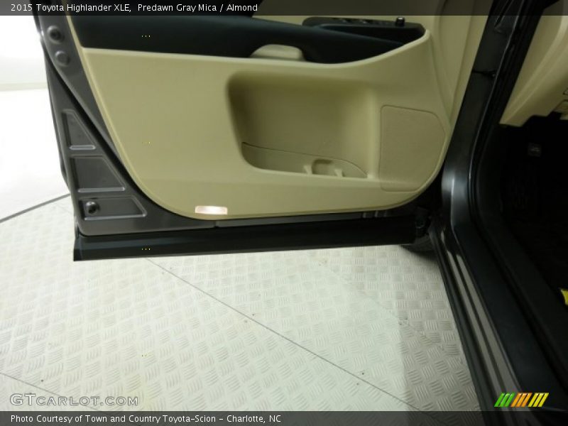 Predawn Gray Mica / Almond 2015 Toyota Highlander XLE