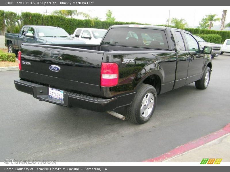 Black / Medium Flint 2006 Ford F150 STX SuperCab