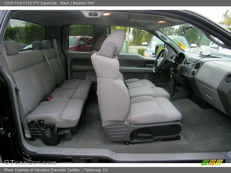 Black / Medium Flint 2006 Ford F150 STX SuperCab