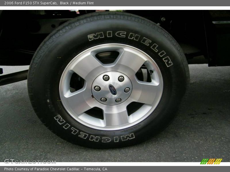 Black / Medium Flint 2006 Ford F150 STX SuperCab