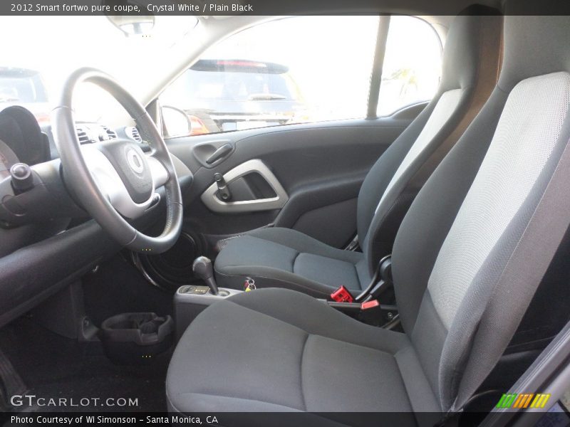 Front Seat of 2012 fortwo pure coupe