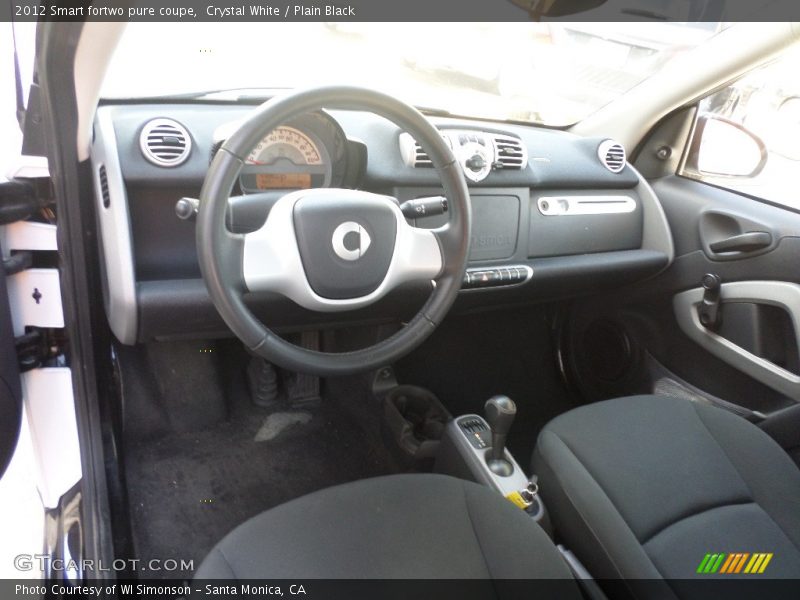 Plain Black Interior - 2012 fortwo pure coupe 