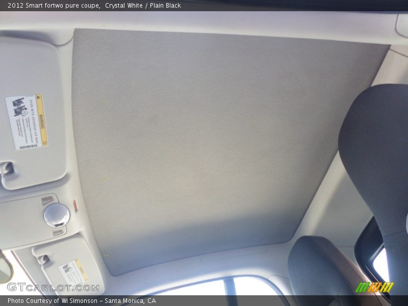Crystal White / Plain Black 2012 Smart fortwo pure coupe