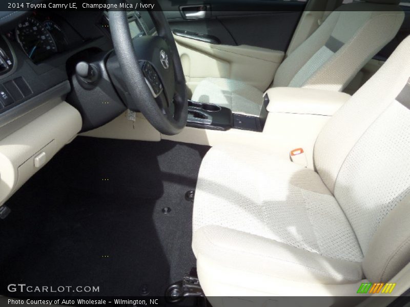 Champagne Mica / Ivory 2014 Toyota Camry LE