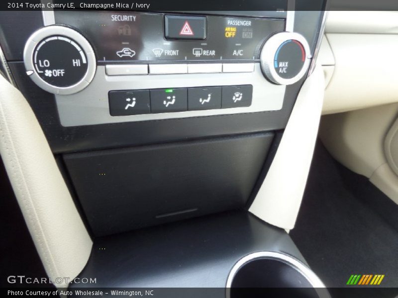 Champagne Mica / Ivory 2014 Toyota Camry LE