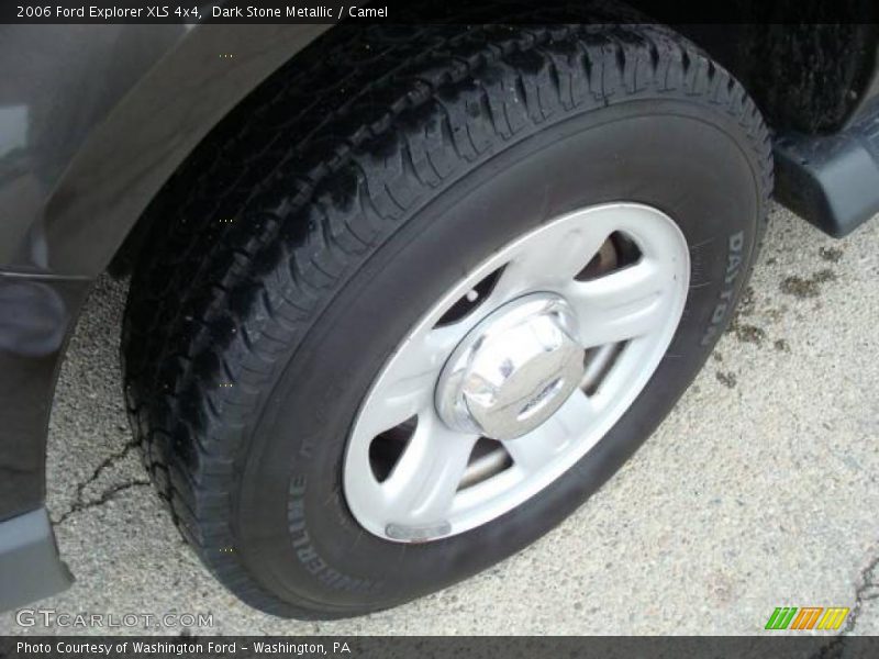 Dark Stone Metallic / Camel 2006 Ford Explorer XLS 4x4
