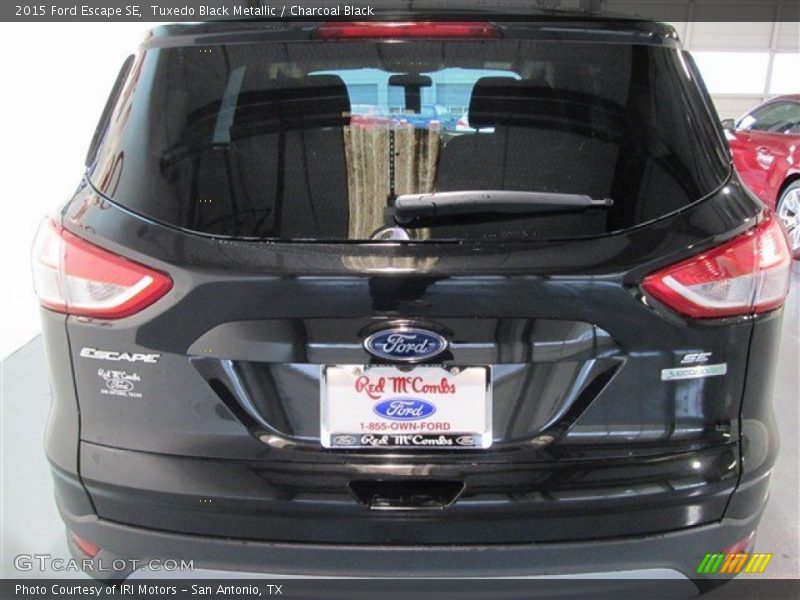 Tuxedo Black Metallic / Charcoal Black 2015 Ford Escape SE