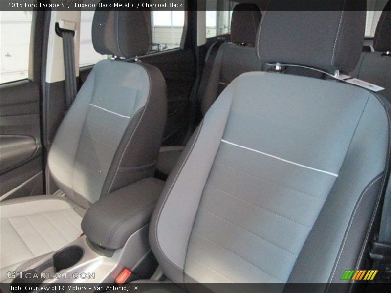 Tuxedo Black Metallic / Charcoal Black 2015 Ford Escape SE