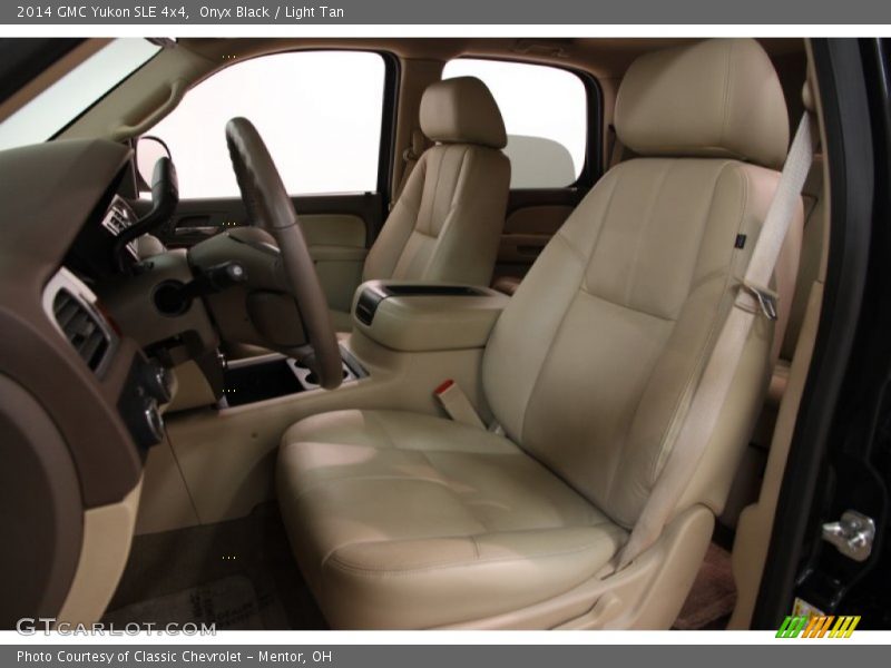 Front Seat of 2014 Yukon SLE 4x4
