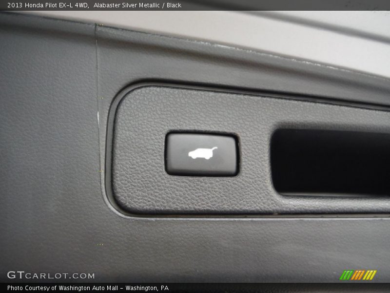 Alabaster Silver Metallic / Black 2013 Honda Pilot EX-L 4WD
