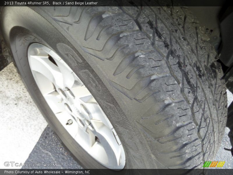 Black / Sand Beige Leather 2013 Toyota 4Runner SR5