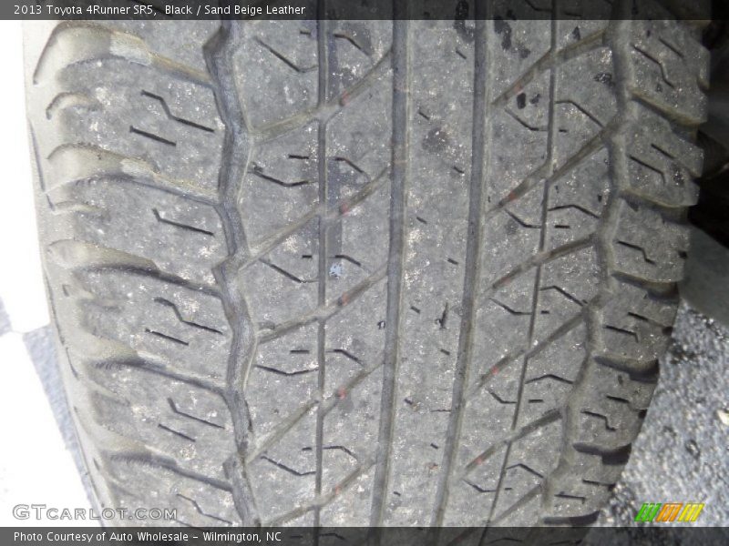 Black / Sand Beige Leather 2013 Toyota 4Runner SR5