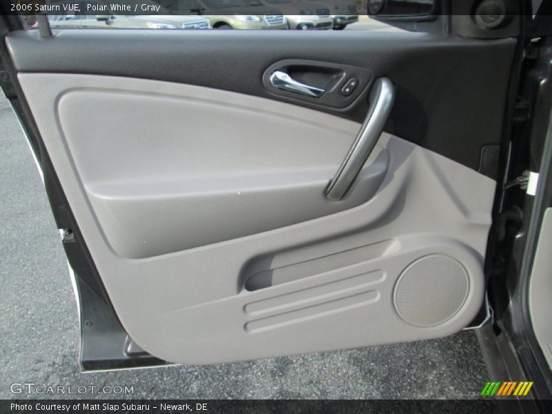 Polar White / Gray 2006 Saturn VUE