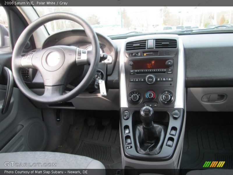 Polar White / Gray 2006 Saturn VUE