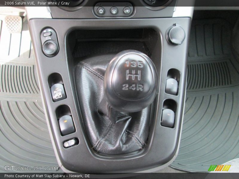  2006 VUE  5 Speed Manual Shifter