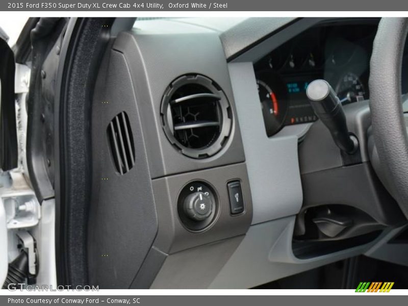 Oxford White / Steel 2015 Ford F350 Super Duty XL Crew Cab 4x4 Utility