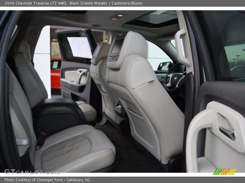 Black Granite Metallic / Cashmere/Ebony 2009 Chevrolet Traverse LTZ AWD