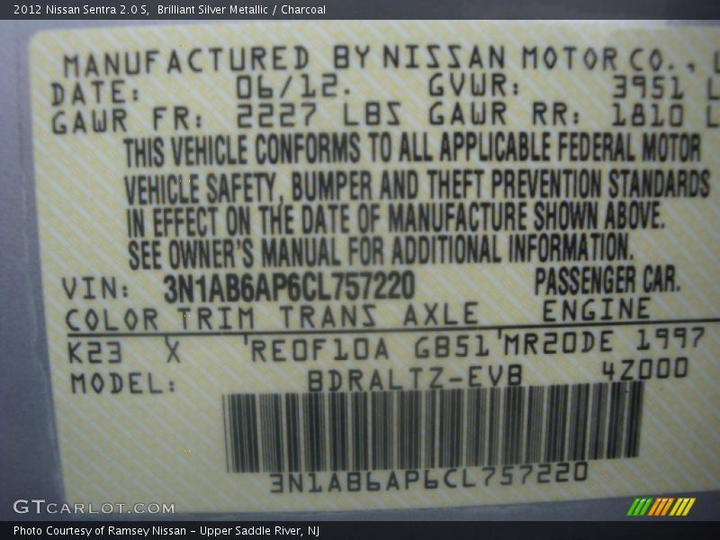 Brilliant Silver Metallic / Charcoal 2012 Nissan Sentra 2.0 S