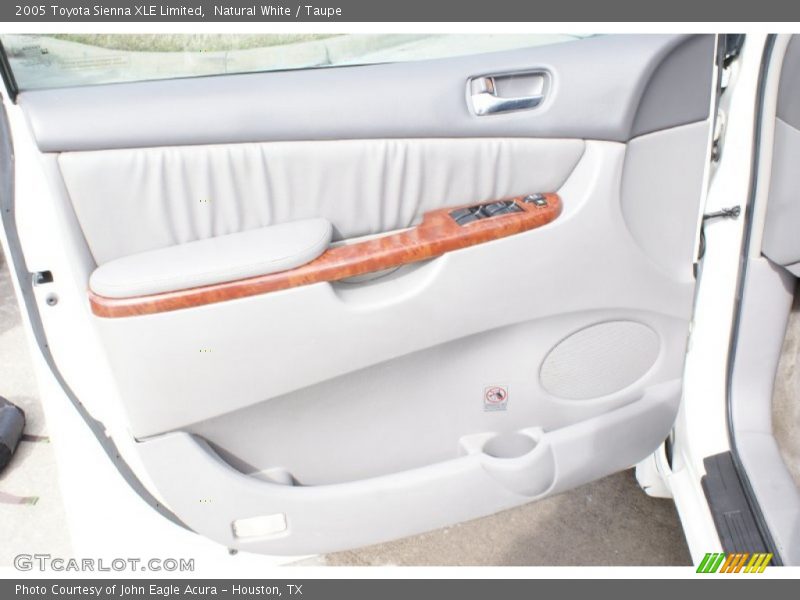 Natural White / Taupe 2005 Toyota Sienna XLE Limited