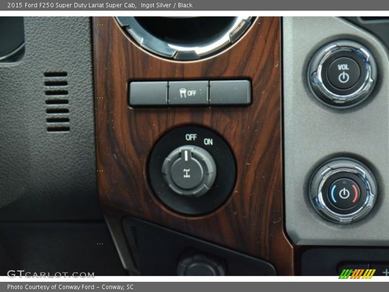 Ingot Silver / Black 2015 Ford F250 Super Duty Lariat Super Cab