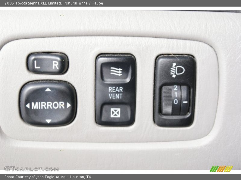 Natural White / Taupe 2005 Toyota Sienna XLE Limited