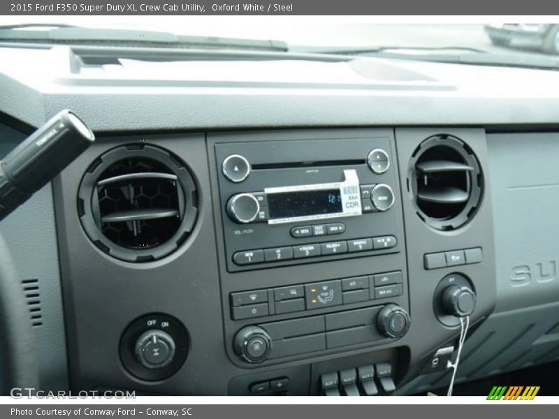 Controls of 2015 F350 Super Duty XL Crew Cab Utility