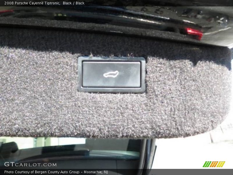 Black / Black 2008 Porsche Cayenne Tiptronic