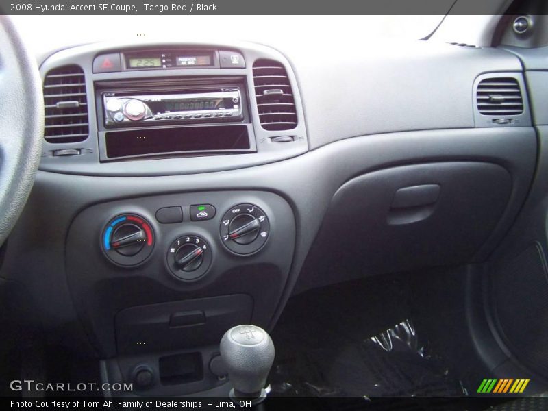 Tango Red / Black 2008 Hyundai Accent SE Coupe