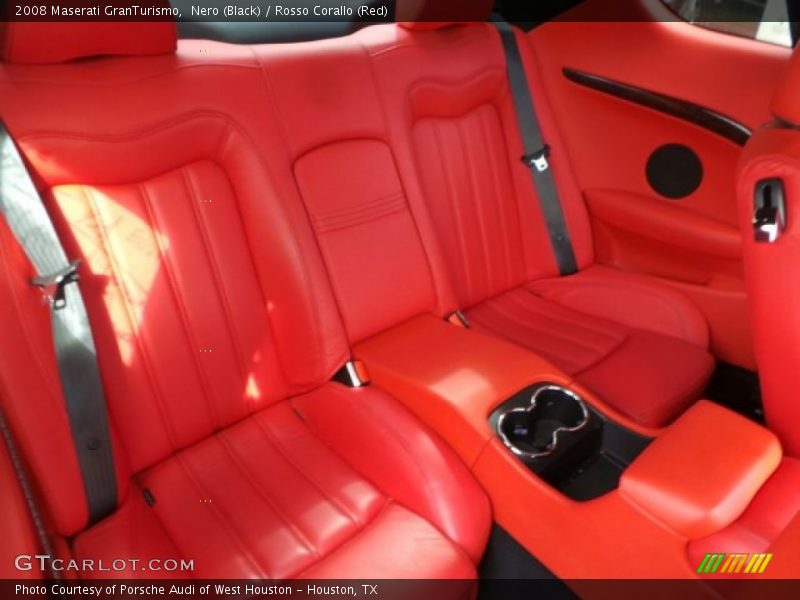 Nero (Black) / Rosso Corallo (Red) 2008 Maserati GranTurismo