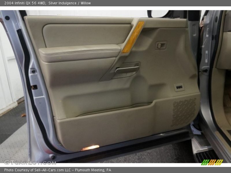 Silver Indulgence / Willow 2004 Infiniti QX 56 4WD