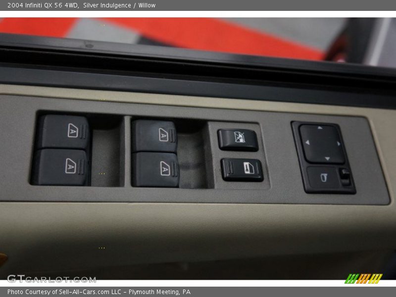 Silver Indulgence / Willow 2004 Infiniti QX 56 4WD