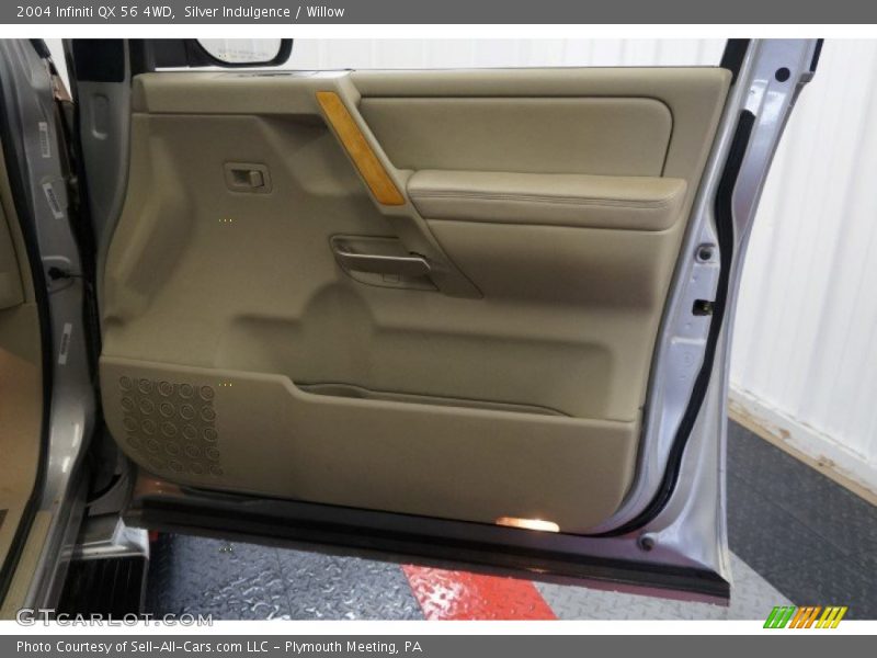 Silver Indulgence / Willow 2004 Infiniti QX 56 4WD