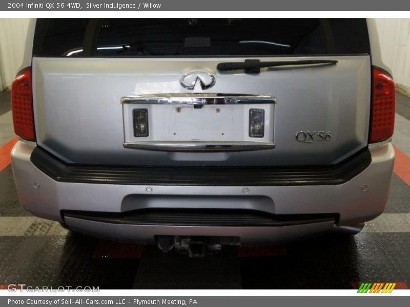 Silver Indulgence / Willow 2004 Infiniti QX 56 4WD