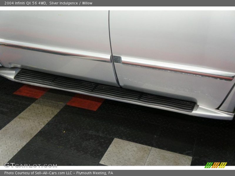 Silver Indulgence / Willow 2004 Infiniti QX 56 4WD